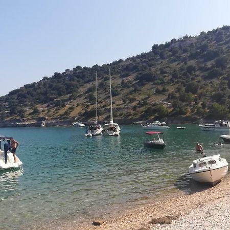 Apartman Knapic Koromačno Dış mekan fotoğraf