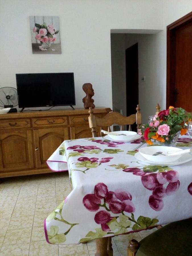 Apartman Knapic Koromačno Dış mekan fotoğraf