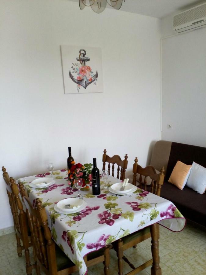 Apartman Knapic Koromačno Dış mekan fotoğraf