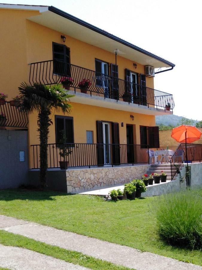 Apartman Knapic Koromačno Dış mekan fotoğraf